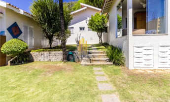 Imagem 3: Alto da Lapa - Casa Térrea de 380m² com 3 dormitórios, 1 suíte e 6 vagas