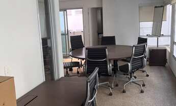 Imagem 4: CONJ. COMERCIAL DE 188m2 , COM 8 SALAS, 2 BANHEIROS E 4 VAGAS Á VENDA EM ANGELIGA TIME, HI