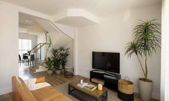 Imagem: Sobrado à Venda - 4 suítes - 242m²