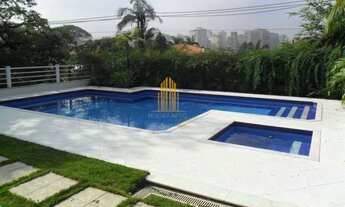 Imagem 2: Casa Sobrado à venda no Pacaembú de 740m² com 4 dormitórios sendo 3 suítes e 9 vagas de ga