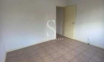 Imagem 4: PINHEIROS - CASA ASSOBRADADA DE 56m² COM 2 QUARTOS, QUINTAL, 1 BANHEIRO E NÃO POSSUI VAGA