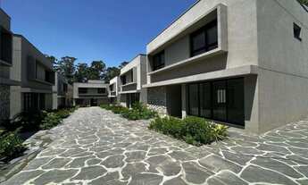 Imagem: Casa de luxo à venda em Condomínio Hípica