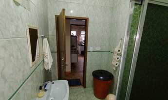 Imagem 2: Terreno com 5 Casas com 330m² de área total na Região Vila Euthalia