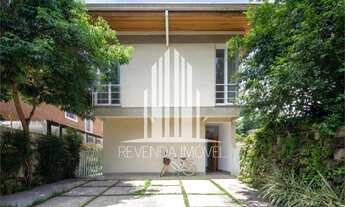 Imagem 4: Casa Alto Padrão no Butantã de 4 Quartos com 4 Vagas - 490m² à Venda