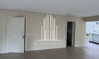 Imagem 5: Apartamento Alto Padrão de 207m² com 3 Quartos e 4 Vagas à Venda