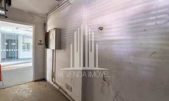 Imagem 7: Salão Comercial à Venda em São Paulo-SP, Alto de Pinheiros: 6 Salas, 3 Banheiros, 12 Vagas