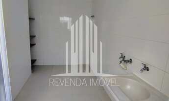 Imagem 5: Casa de luxo à venda em São Paulo-SP, 6 quartos, 3 suítes, 5 banheiros, 4 vagas - Jardim F