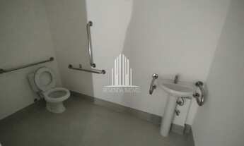 Imagem 2: Loja Comercial à Venda em Perdizes, São Paulo-SP: 1 Sala, 2 Banheiros, 2 Vagas de Garagem