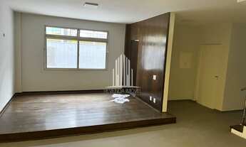 Imagem 2: Casa à venda em Moema com 300 m² 4 dormitórios 1 suíte 4 banheiros 4 vagas