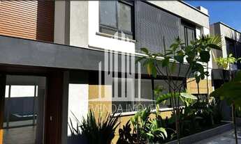 Imagem: Casa de luxo em condomínio à venda em