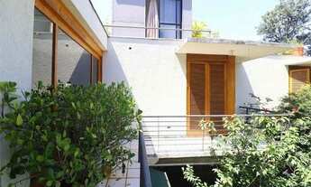 Imagem 4: Casa Maravilhosa em Pinheiros com 5 Quartos e 5 banheiros à Venda