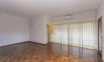 Imagem 4: Itaim Bibi, Sobrado Residencial de 237m² com 2 dormitórios, 1 suíte, 4 vagas