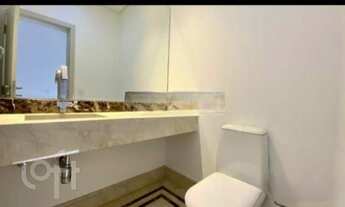 Imagem 7: Sobrado de alto padrão á venda no Alto da Boa Vista, com 6 dormitórios e 6 vagas