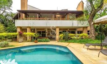 Imagem: Casa de luxo em condomínio no Alto da Boa