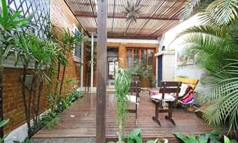 Imagem 7: CASA ASSOBRADADA EM SUMAREZINHO DE 400m² COM 3 QUARTOS , 2 BANHEIROS E 3 VAGAS Á VENDA