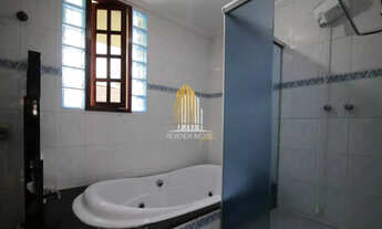 Imagem 3: SOBRADO DE 280M², POSSUI 4 DORMITÓRIOS SENDO 2 SUÍTES, 1 SALA, E 5 VAGAS, À VENDA NA REGIÃ