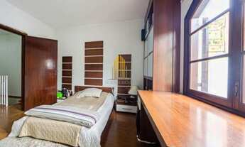 Imagem 4: Vila Pompéia - Sobrado de 156m², com 4 dormitórios/3 suites, 4 banheiros e 2 vagas