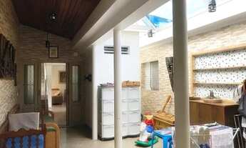 Imagem 4: Casa à venda no Parque Continental com 300m² 3 dormitórios 1 suíte 2 banheiros 2 vagas