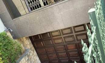 Imagem 2: 300m2 - 4 Dormitórios 2 suítes 5 Vagas - Bosque da Saúde, boa localização