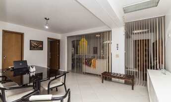 Imagem 2: CAMPO BELO - CASA DE 220M² COM 4 QUARTOS, SUÍTE, SALA, 3 BANHEIROS E 4 VAGAS