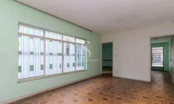 Imagem 2: CASA RESIDENCIAL DE 420M² POSSUI SETE DORMITÓRIOS, QUATRO BANHEIROS E TRÊS VAGAS Á VENDA E