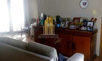 Imagem 3: CIDADE ADEMAR - CASA TÉRREA COM 300M², POSSUINDO 4 DORMITÓRIOS SENDO 1 SUÍTE, 1 SALA E 3 V