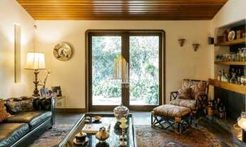 Imagem: CASA ASSOBRADADA COM CINCO DORMITÓRIOS