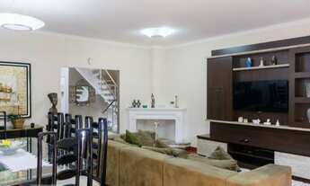 Imagem: Casa à vendana Saúde com 300m², 4 quartos