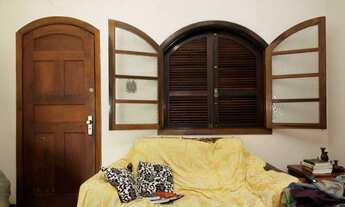 Imagem: Casa à venda com 112m², 2 quartos e 3