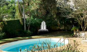 Imagem 3: Sobrado de 890m² com 4 suítes, 2 vagas no Morumbi