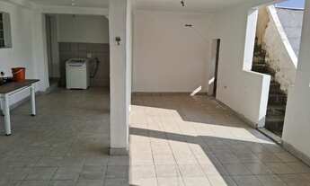 Imagem 7: Casa de 225 m² útil, com 5 dormitórios, 1 suíte, 3 banheiros, 5 vagas