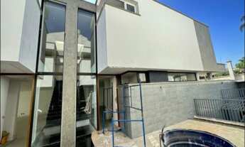 Imagem 3: Imperdível: Casa em condomínio de luxo no Brooklin, São Paulo - SP, com 3 suítes e 488m² d