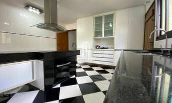 Imagem 3: Planalto Paulista - Casa Assobradada com 600m², 3 suítes, 5 banheiros e 5 vagas de garagem