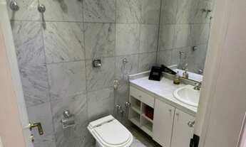 Imagem 7: Apartamento à venda com 180m², 4 dormitórios e 2 vagas no Campo Belo