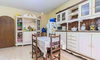 Imagem 3: CASA ASSOBRADADA COM 5 DORMITÓRIOS SENDO 4 SUÍTES E 5 VAGAS DE GARAGEM. NO BAIRRO CHÁRA ME