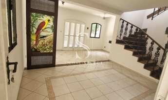 Imagem 1: Casa de condomínio com 134m², 3 dormitórios, 1 suíte e 3 vagas de garagem Casa de condomín