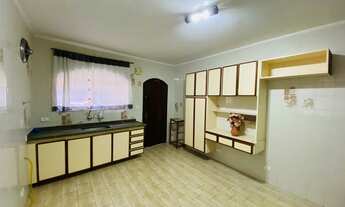 Imagem: Casa Assobrada à venda 200m² 3 dormitórios