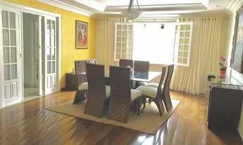 Imagem 2: Casa com 6 dorms, 4 suites e 7 vagas no Alto de Pinheiros