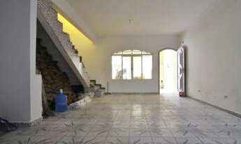 Imagem 3: Sobrado à venda em Vila Progredior, São Paulo-SP com 3 quartos, 2 suítes e 230m² de área