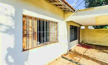 Imagem 2: CASA COM 250M² COM 3 DORMITORIOS, 2 BANHEIROS, 1 SALA E 4 VAGAS EM CAMPO BELO CASA EM CAMP