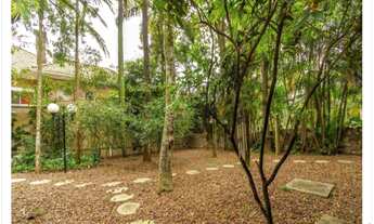 Imagem 2: Casa em condomínio com 04 dormitorios 04 suítes direito 5 vagas de garagem