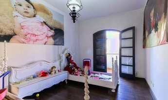 Imagem 2: CASA ASSOBRADADA COM 5 DORMITÓRIOS SENDO 4 SUÍTES E 5 VAGAS DE GARAGEM. NO BAIRRO CHÁRA ME