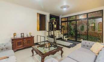 Imagem: Imperdível Sobrado de Luxo com 5 Quartos