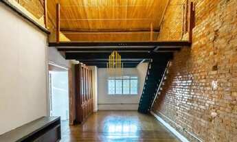 Imagem 2: Barra Funda, Casa Assobradada Residencial de 230m² com 2 dormitórios, 1 banheiro, 2 mezani