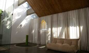 Imagem 5: Casa Sobrado à venda em Moema de 200 m² com 2 dormitórios sendo 2 suítes e 2 vagas de gara