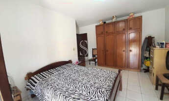 Imagem 6: CASA ASSOBRADADA RESIDENCIAL DE 258M² COM 3 DORMITÓRIOS,5 BANHEIROS E 3 VAGAS Á VENDA NO C