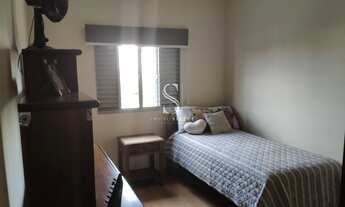 Imagem 6: CASA TÉRREA DE 222M², POSSUI 3 DORMITÓRIOS (1 SUÍTE), 2 SALAS E 2 VAGAS, À VENDA NA REGIÃO