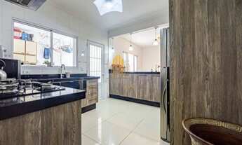 Imagem 5: Vila Pompéia - Sobrado de 156m², com 4 dormitórios/3 suites, 4 banheiros e 2 vagas