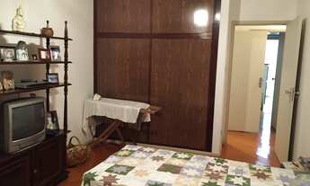 Imagem 2: Apartamento à venda em Santa Cecília com 174m² com 3 dormitórios 2 banheiros