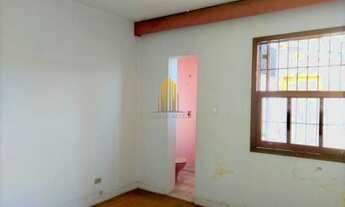 Imagem 5: SAÚDE - CASA DE 271M² POSSUI 3 DORMITÓRIOS, SENDO 1 SUÍTE, 1 SALA E 2 VAGAS